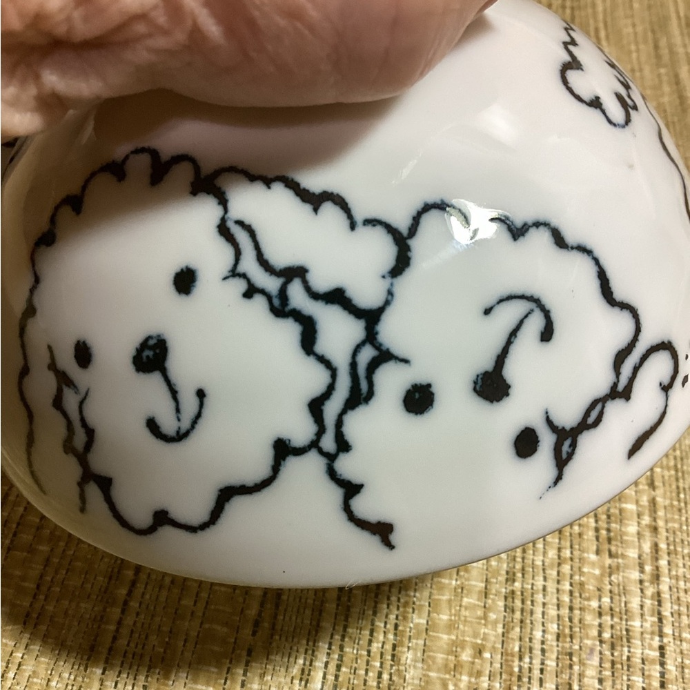 Anthropologie Dogs Days Portrait Rice Bowls with Dog Design set of 2 - Picture 4 of 6